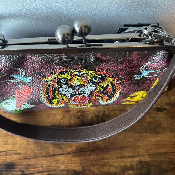 Ed Hardy Bag with Rhinestone Tiger, Skull & Bird Design Kiss Lock Purse NWT - Picture 4 of 8